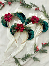 Load image into Gallery viewer, Vintage Christmas
