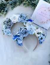 Load image into Gallery viewer, Glass Slipper Princess 💙✨
