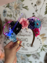 Load image into Gallery viewer, Dark Side but make it girly! 💫🩷
