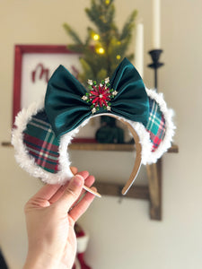 Classic Christmas Poinsettia