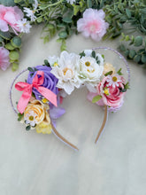 Load image into Gallery viewer, Daisy Florals
