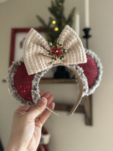 Load image into Gallery viewer, Mrs. Chronicle Claus
